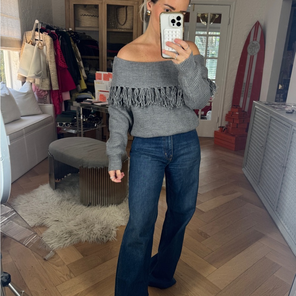 Fringe Knit Sweaters in Gray and Cream - Picture 5 of 6